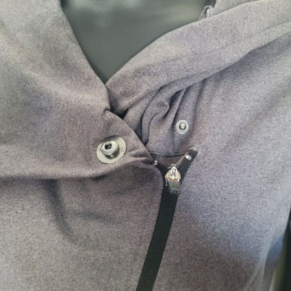 Hyba zip up athletic sweater - Picture 5 of 5